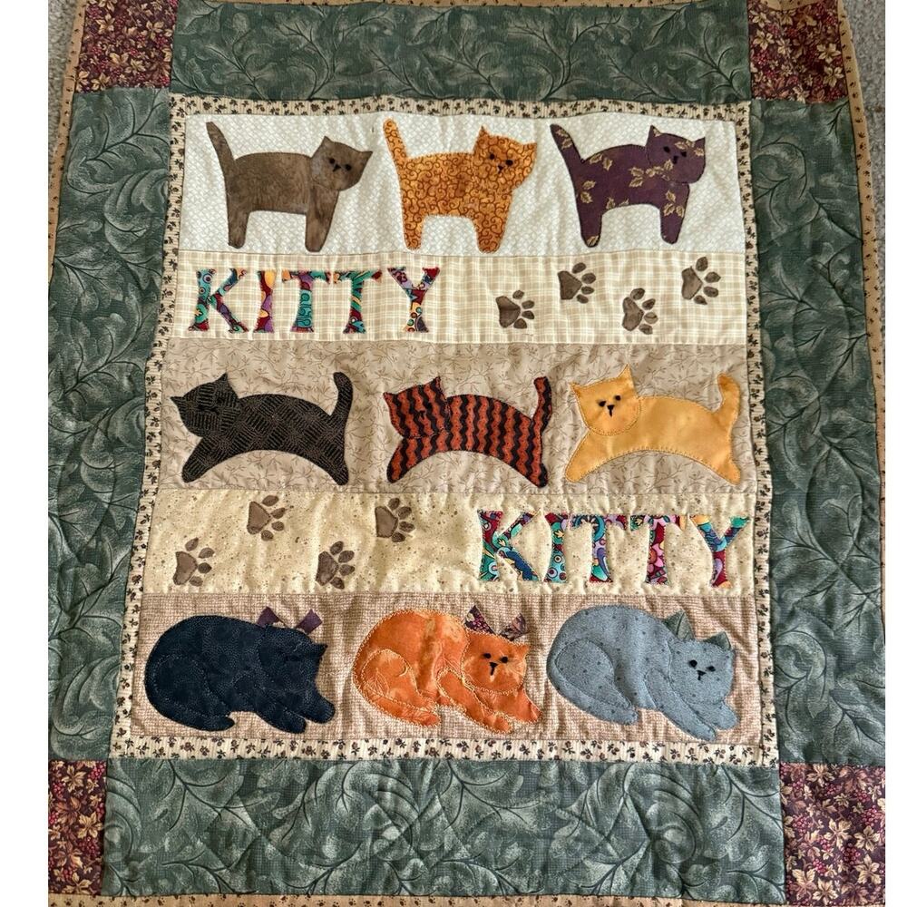 Handmade Quilted Cat Wall Hanging Kitty Appliqué Folk Art 23x21